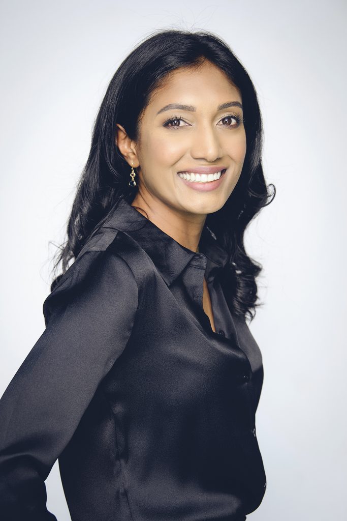 Soft natural glam makeup by Storm Pass for a professional corporate headshot, photo by Kevin Mark Pass photography