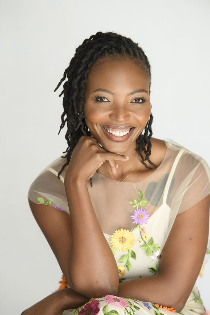 Soft natural glam makeup by Storm Pass for a professional corporate headshot, photo by Kevin Mark Pass photography